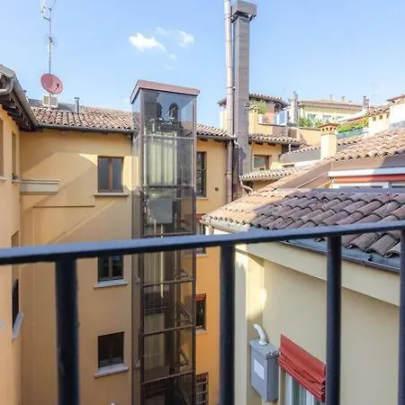 Διαμέρισμα Asinelli Luxury Μπολόνια